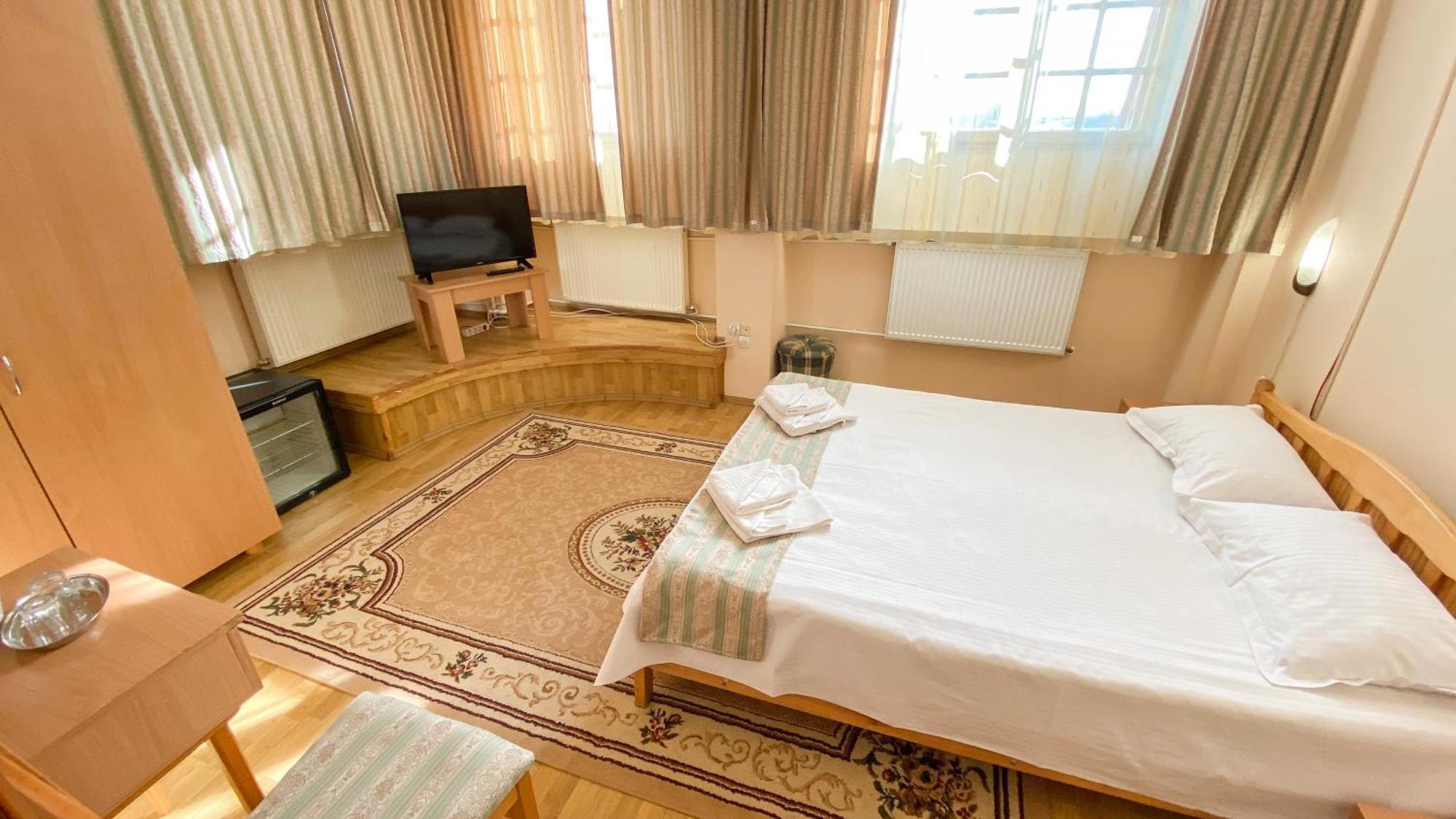 Hotel Regal Brăila Dış mekan fotoğraf